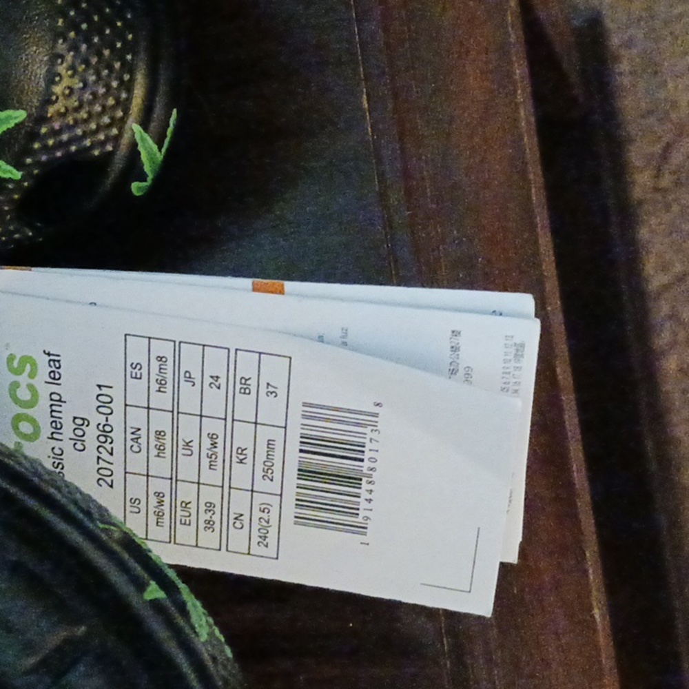 Crocs - Picture 3 of 3